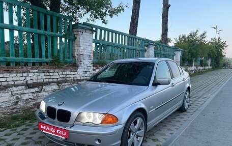 BMW 3 серия, 2001 год, 570 000 рублей, 3 фотография