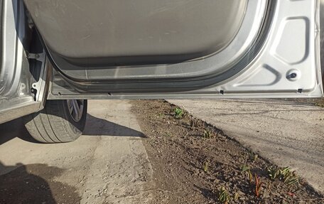 Hyundai H-1 II рестайлинг, 2011 год, 2 100 000 рублей, 22 фотография