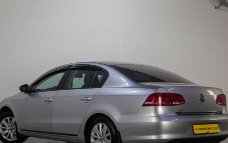 Volkswagen Passat B7, 2011 год, 899 000 рублей, 3 фотография