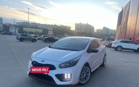 KIA cee'd GT II, 2014 год, 1 230 000 рублей, 2 фотография