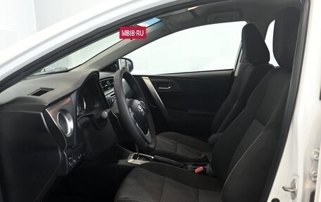 Toyota Auris II, 2013 год, 1 355 000 рублей, 9 фотография