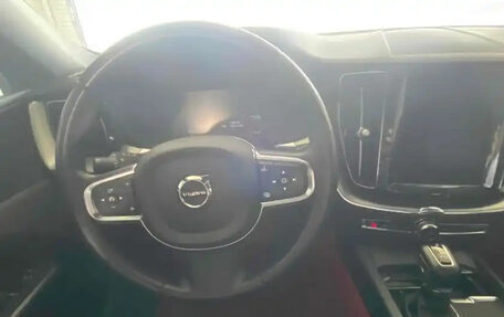 Volvo XC60 II, 2021 год, 2 600 000 рублей, 9 фотография