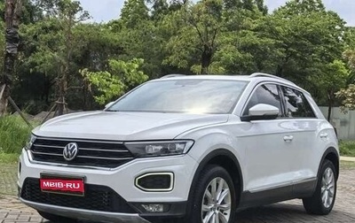 Volkswagen T-Roc I, 2021 год, 1 450 000 рублей, 1 фотография
