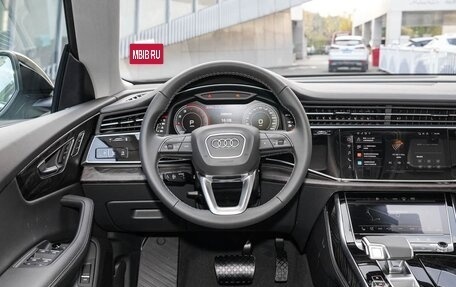 Audi Q8 I, 2025 год, 13 000 000 рублей, 15 фотография