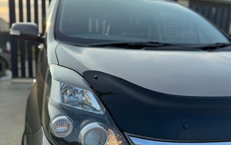 Toyota ISis I, 2010 год, 1 180 000 рублей, 5 фотография