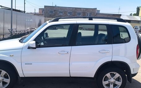 Chevrolet Niva I рестайлинг, 2013 год, 600 000 рублей, 7 фотография