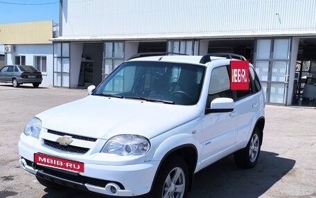 Chevrolet Niva I рестайлинг, 2013 год, 600 000 рублей, 2 фотография