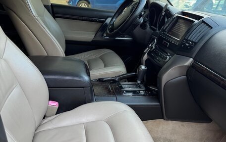 Toyota Land Cruiser 200, 2008 год, 2 800 000 рублей, 11 фотография