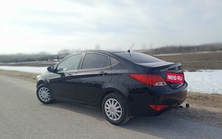 Hyundai Solaris II рестайлинг, 2016 год, 950 000 рублей, 8 фотография