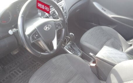 Hyundai Solaris II рестайлинг, 2016 год, 950 000 рублей, 13 фотография