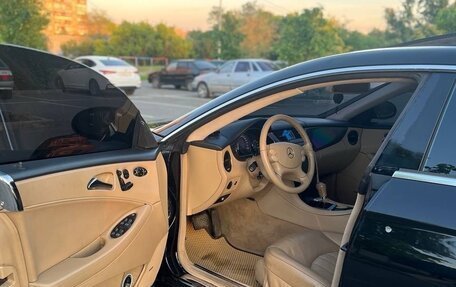 Mercedes-Benz CLS, 2004 год, 1 200 000 рублей, 5 фотография