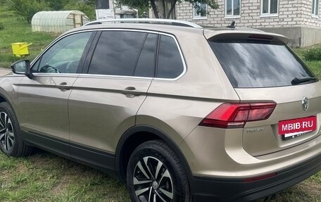 Volkswagen Tiguan II, 2019 год, 3 250 000 рублей, 4 фотография