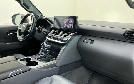 Toyota Land Cruiser, 2021 год, 9 597 000 рублей, 12 фотография