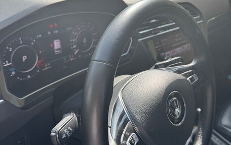 Volkswagen Tiguan II, 2018 год, 2 800 000 рублей, 10 фотография