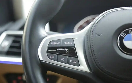 BMW 3 серия, 2021 год, 3 000 000 рублей, 15 фотография