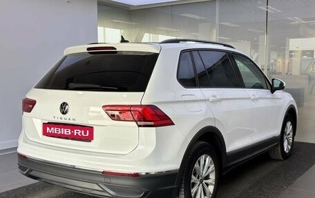 Volkswagen Tiguan II, 2021 год, 2 249 000 рублей, 5 фотография