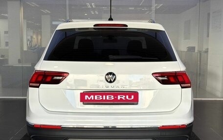 Volkswagen Tiguan II, 2021 год, 2 249 000 рублей, 6 фотография