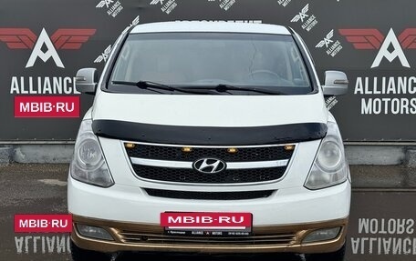 Hyundai Grand Starex Grand Starex I рестайлинг 2, 2011 год, 1 250 000 рублей, 2 фотография
