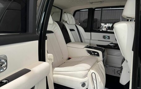 Rolls-Royce Cullinan, 2025 год, 89 000 000 рублей, 12 фотография