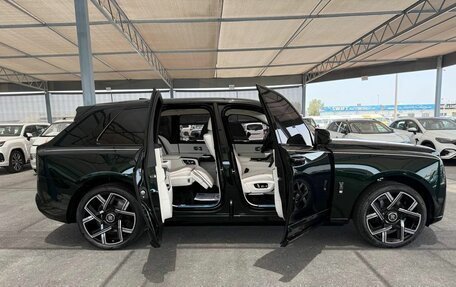 Rolls-Royce Cullinan, 2025 год, 89 000 000 рублей, 6 фотография