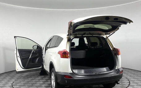Toyota RAV4, 2013 год, 1 757 000 рублей, 10 фотография