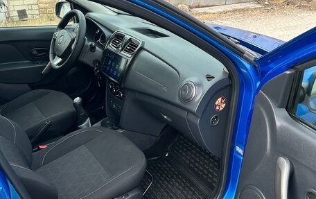 Renault Sandero II рестайлинг, 2017 год, 1 095 000 рублей, 28 фотография