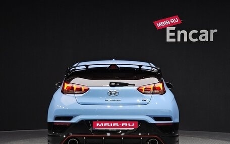 Hyundai Veloster II, 2022 год, 1 949 000 рублей, 4 фотография