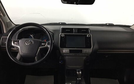 Toyota Land Cruiser Prado 150 рестайлинг 2, 2018 год, 4 530 000 рублей, 19 фотография
