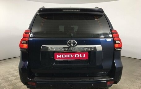Toyota Land Cruiser Prado 150 рестайлинг 2, 2018 год, 4 530 000 рублей, 8 фотография