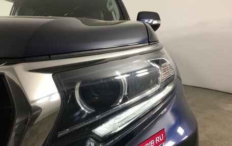 Toyota Land Cruiser Prado 150 рестайлинг 2, 2018 год, 4 530 000 рублей, 11 фотография