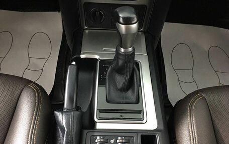 Toyota Land Cruiser Prado 150 рестайлинг 2, 2018 год, 4 530 000 рублей, 21 фотография