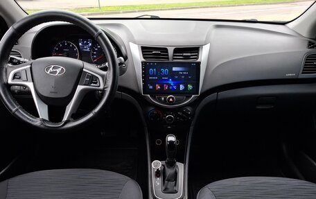 Hyundai Solaris II рестайлинг, 2016 год, 899 000 рублей, 12 фотография