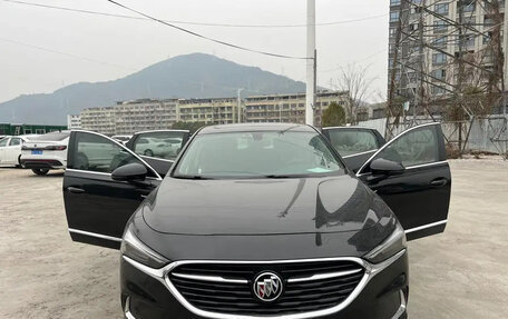Buick LaCrosse III, 2021 год, 1 680 000 рублей, 2 фотография