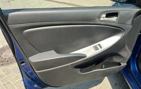 Hyundai Solaris II рестайлинг, 2012 год, 600 000 рублей, 12 фотография
