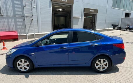 Hyundai Solaris II рестайлинг, 2012 год, 600 000 рублей, 8 фотография