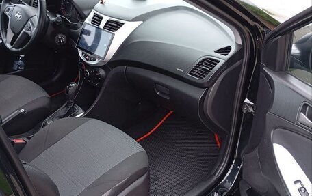 Hyundai Solaris II рестайлинг, 2015 год, 890 000 рублей, 8 фотография