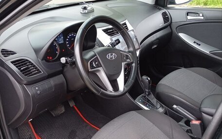 Hyundai Solaris II рестайлинг, 2015 год, 890 000 рублей, 16 фотография