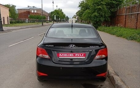 Hyundai Solaris II рестайлинг, 2015 год, 890 000 рублей, 5 фотография