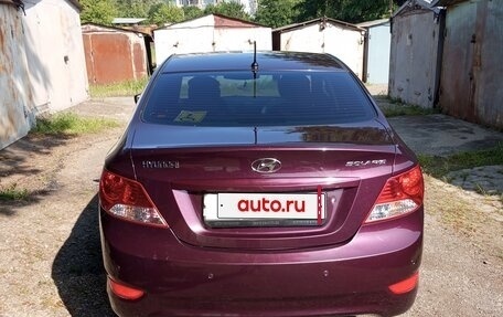 Hyundai Solaris II рестайлинг, 2011 год, 1 400 000 рублей, 10 фотография