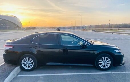 Toyota Camry, 2018 год, 2 350 000 рублей, 6 фотография