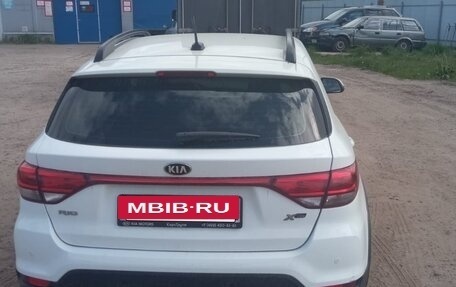 KIA Rio IV, 2018 год, 1 300 000 рублей, 3 фотография