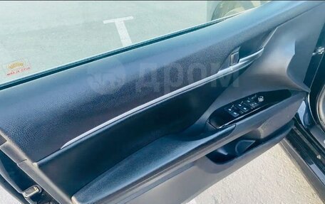 Toyota Camry, 2018 год, 2 350 000 рублей, 20 фотография