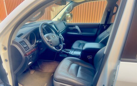 Toyota Land Cruiser 200, 2009 год, 2 950 000 рублей, 7 фотография