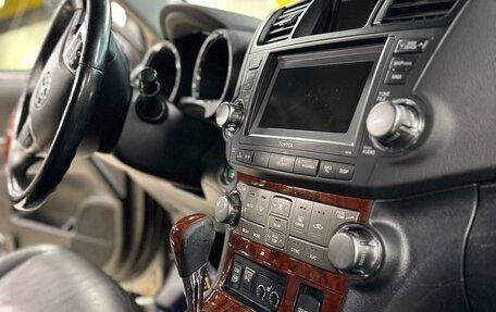 Toyota Highlander III, 2011 год, 1 870 000 рублей, 20 фотография