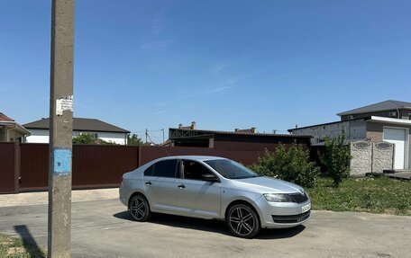 Skoda Rapid I, 2014 год, 550 000 рублей, 1 фотография