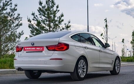 BMW 3 серия, 2019 год, 3 300 000 рублей, 13 фотография