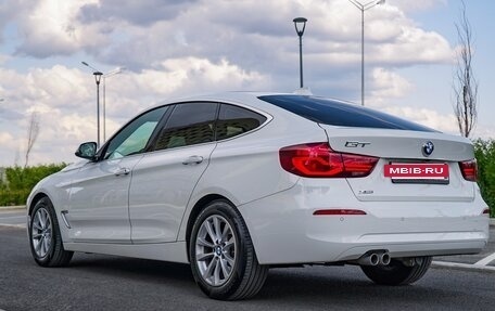 BMW 3 серия, 2019 год, 3 300 000 рублей, 5 фотография