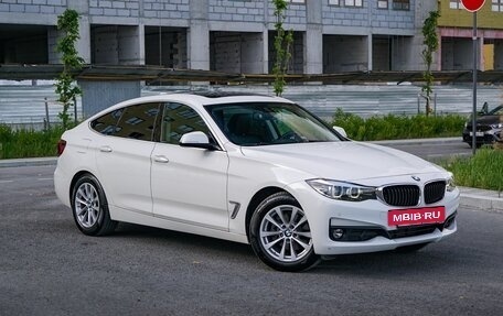 BMW 3 серия, 2019 год, 3 300 000 рублей, 10 фотография