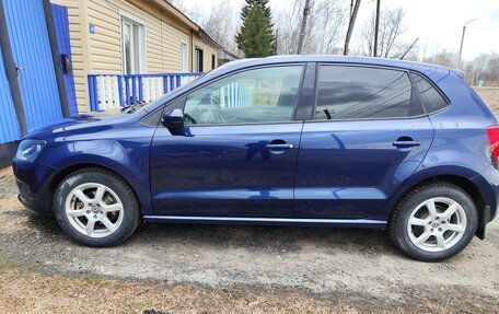 Volkswagen Polo VI (EU Market), 2010 год, 650 000 рублей, 2 фотография