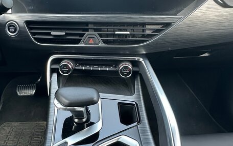 Geely Tugella FY11, 2024 год, 3 300 000 рублей, 14 фотография